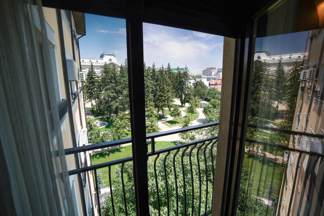 City Center Premium Apartments Bucarest Esterno foto